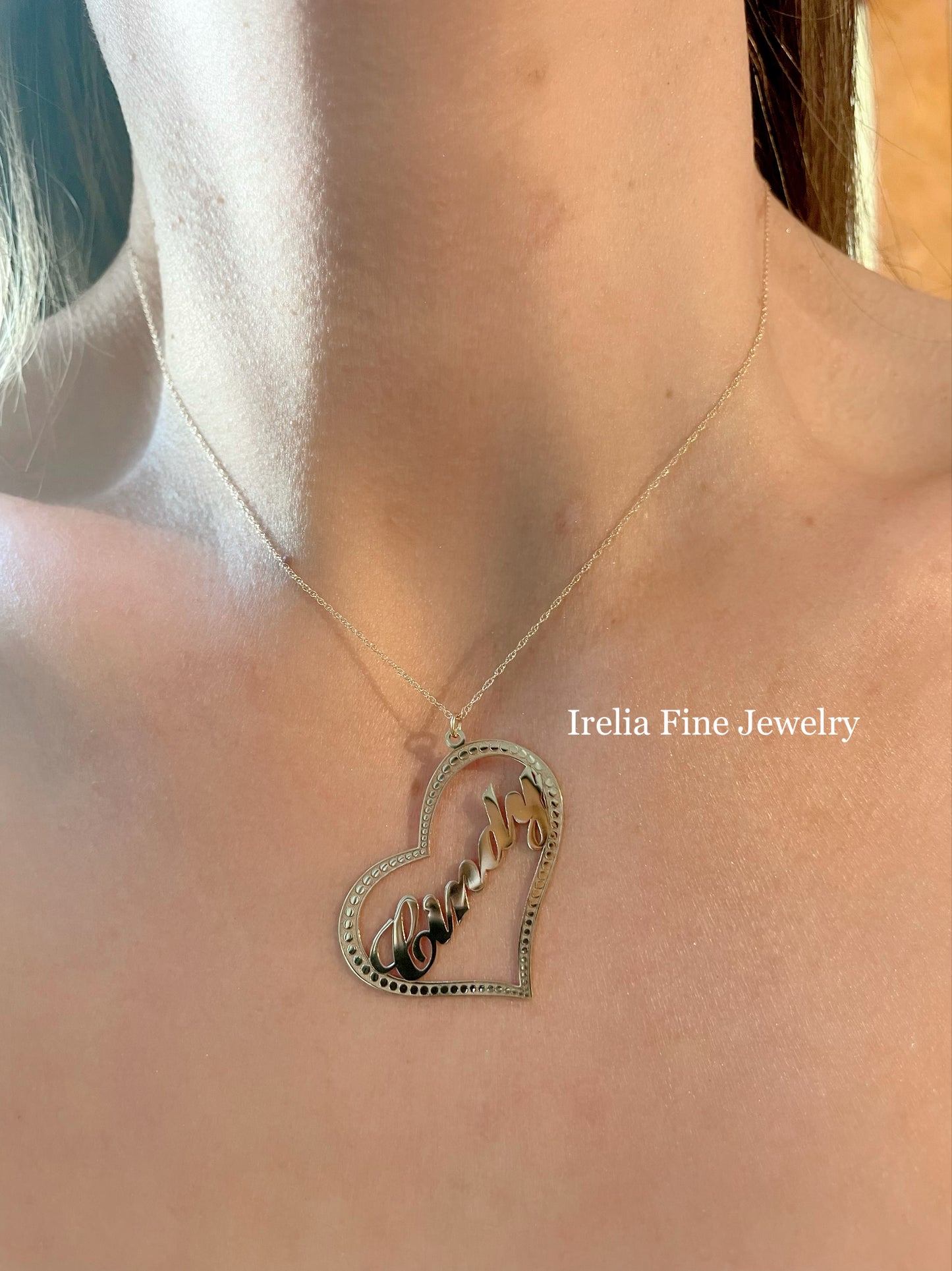 14k Yellow Gold Scripted Heart Nameplate Necklace, comes with 14k Gold 18" inch Chain