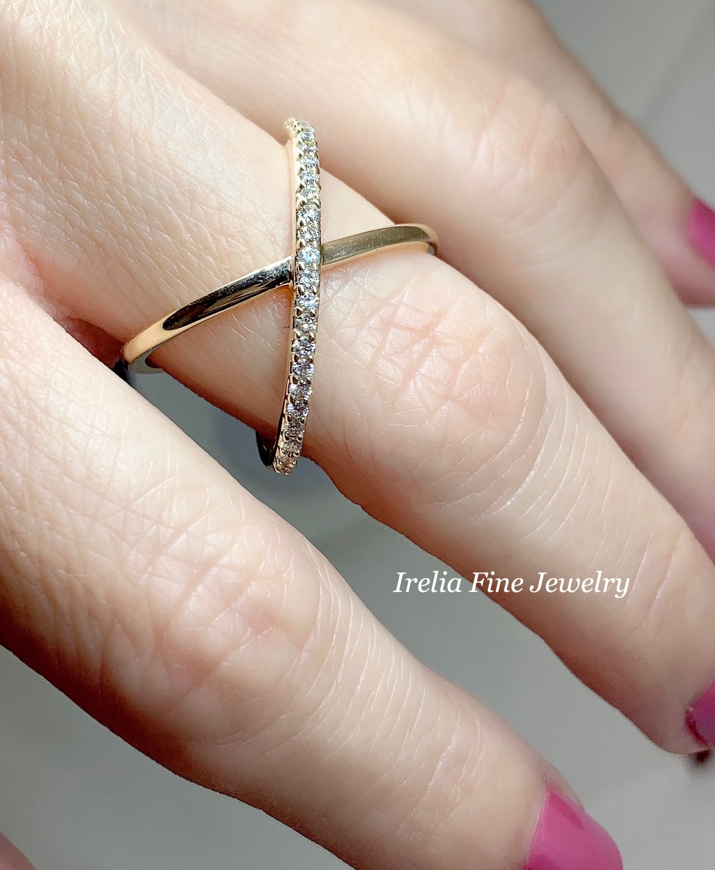 14K Yellow 1/4 CTW Natural Diamond Criss-Cross Ring, Size 7